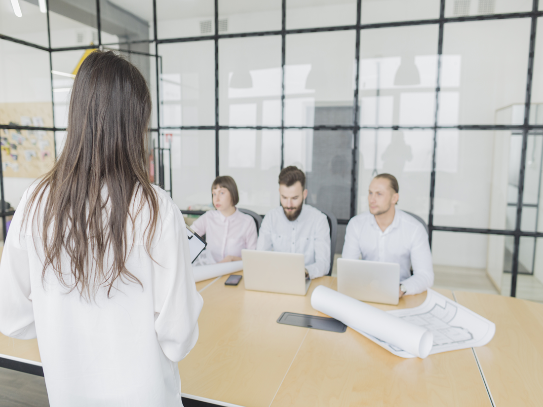 Equipo de Recursos Humanos trabajando